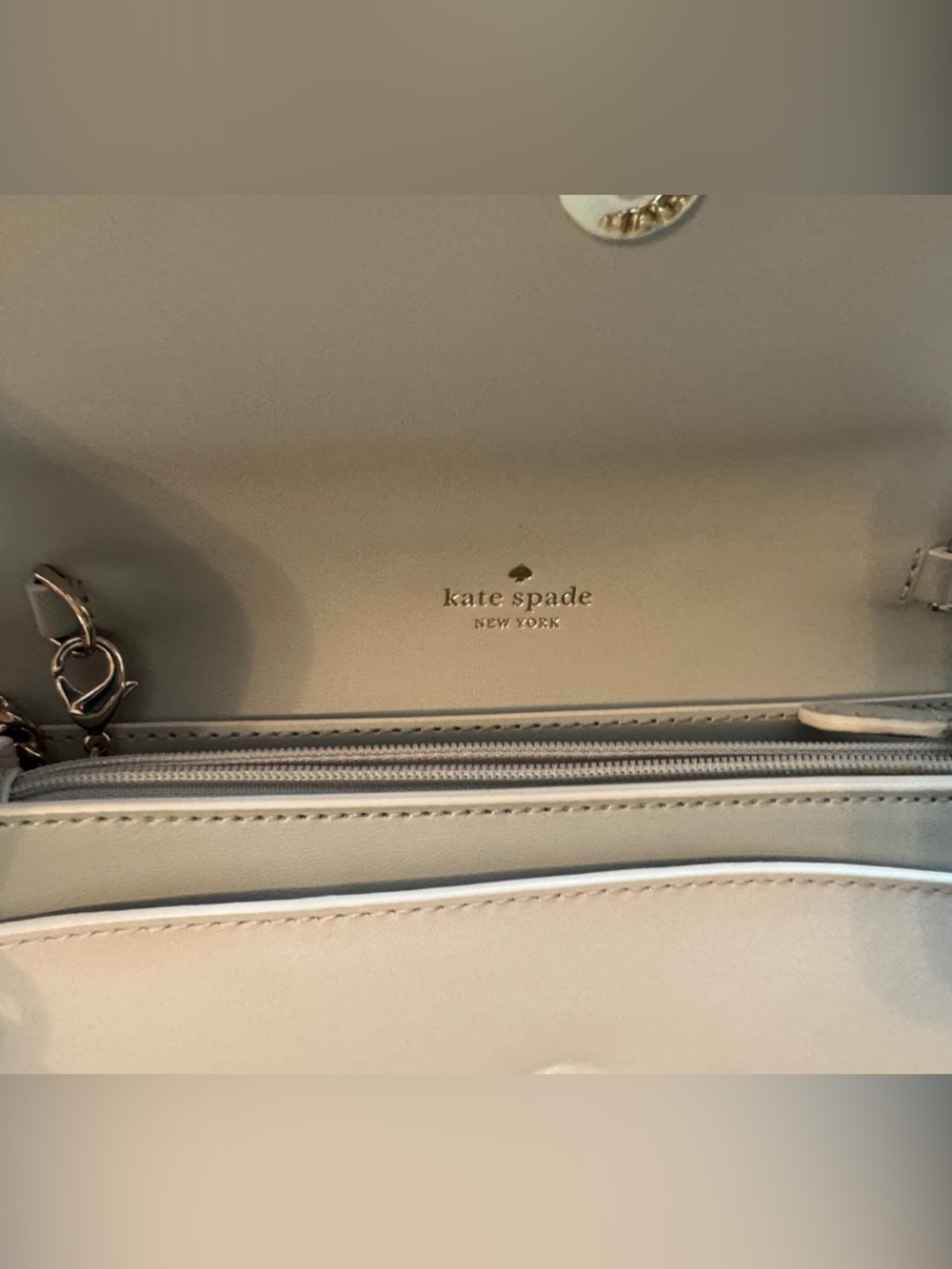 Kate Spade Emma White with grey lining Scalloped Flap Crossbody with Chain - Picture 2 of 7